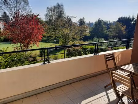 magnifique t2 meublé 44 m2 avec vue sur mont-blanc  terrasse + 2 parkings - parc de préves