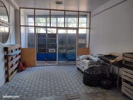 grand garage : 25m2
