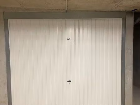 garage à louer