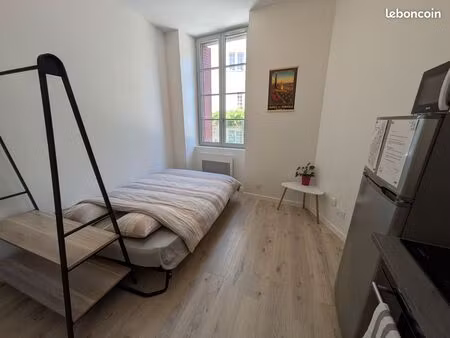 studio meublé