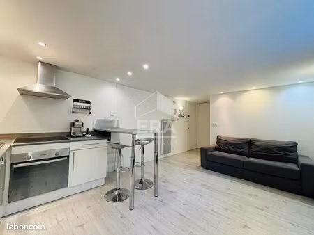 studio 1 pièce 23 m²