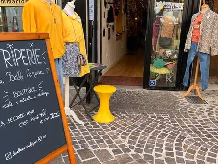 fonds de commerce — friperie / dépôt-vente mode vintage & actuelle — aix-les-bains centre-