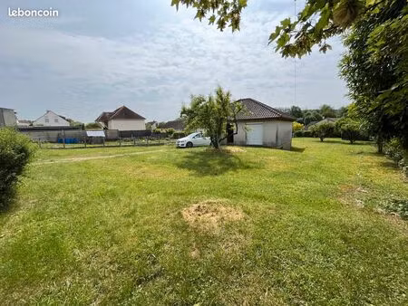 maison 69 m2 avec beau jardin