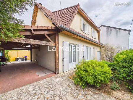 pavillon 6 pièces 116 m²