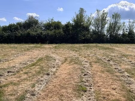 terrain à bâtir de 1320 m2 au prix de 19830 à saint-germain-de-montbron (16)