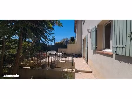 maison familiale de 156m2 avec 5 chambres et double garage à toulon