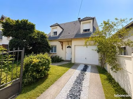 maison 7 pièces 144 m²
