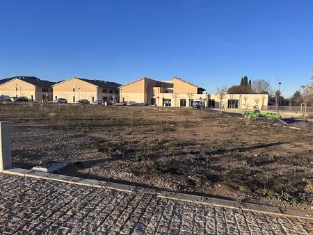 vente terrain 387 m² à peyrolles-en-provence (13860)  162 000 €