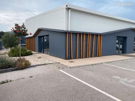 local commercial ou tertiaire a louer