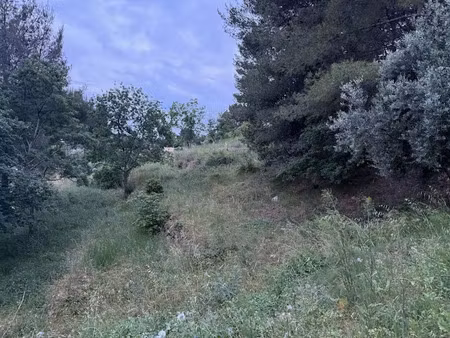 vente terrain 2087 m² à roquevaire (13360)  230 000 €