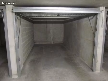 garage à louer