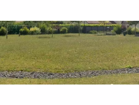 vente terrain à batir 711 m² à guignicourt (02190)  64 000 €