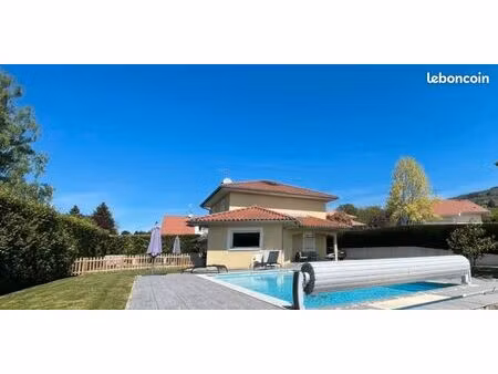 magnifique villa avec piscine