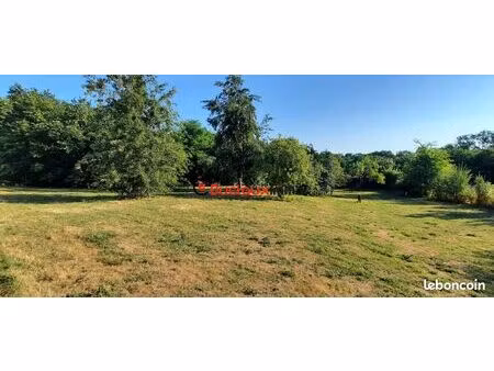 terrain 1240 m² ytrac