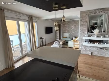 t3 meublé 74 6 m² + terrasse — la plaine saint-denis