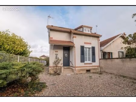 maison avec dependance