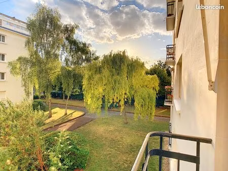 appartement 3 pièces 69 m²