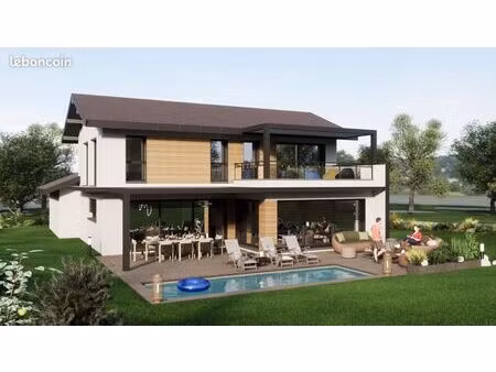 maison 8 pièces 153 m²