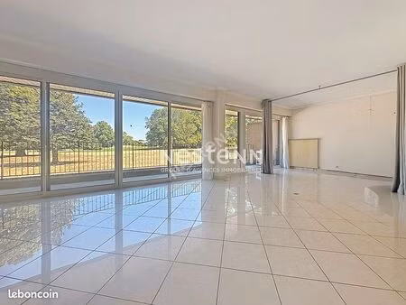appartement 3 pièces 99 m²