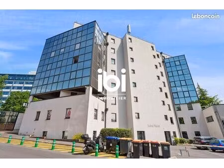 bureaux 203 m² saint-denis