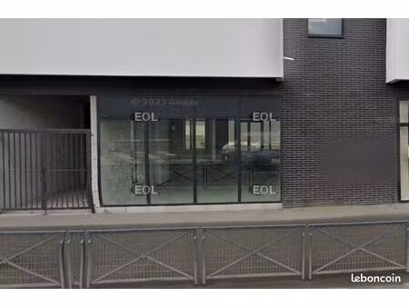 local commercial 213 m²