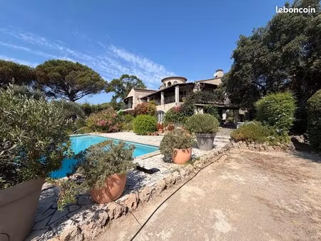 exclusivite vente villa provençale golf de beauvallon grimaud