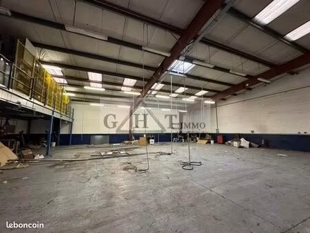 local industriel 540 m²