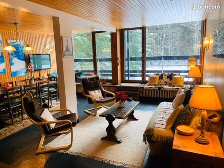 appartement meublé 4 pièces – vue massif mont-blanc  box fermé  piscine et tennis – les ti
