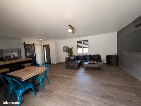 superbe maison à la madrague 120 m² sur une parcelle de 560 m² a 600m de la mer à pied + t