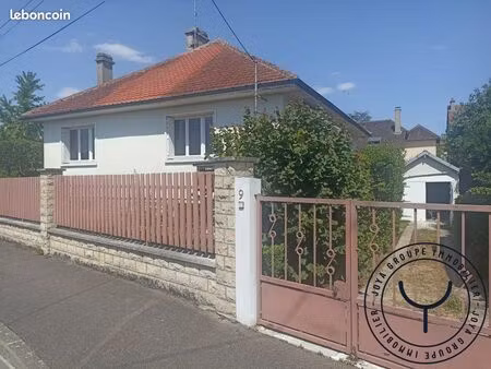 maison 6 pièces 110 m²