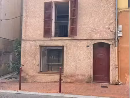 local professionnel centre village