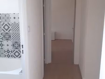t2 rénové au calme