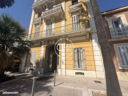 local 260 m² hyères