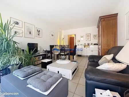 appartement 3 pièces 72 m²