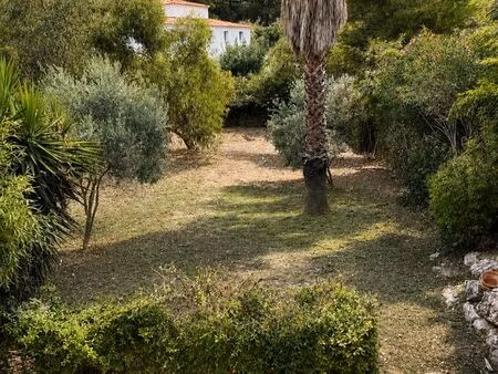 villa piscine interieure et studio indépendant