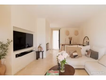 maison t5 rénovée 103m2 à aix-en-provence