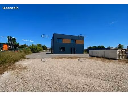 terrain 4 508 m² arles