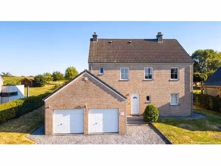 maison à louer à rue aux fontaines 136 clermont (vbe52301)