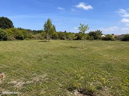 terrain 340 m² villedoux