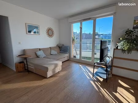 appartement 3 pièces lumineux — 65 m² — proche rer b / métro 15
