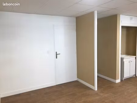 à louer bureau 20 m2 insonorisé - temps plein > nantes – beauséjour / professions de santé