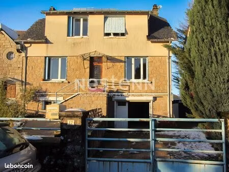 maison 9 pièces 137 m²