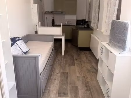 studio meublé