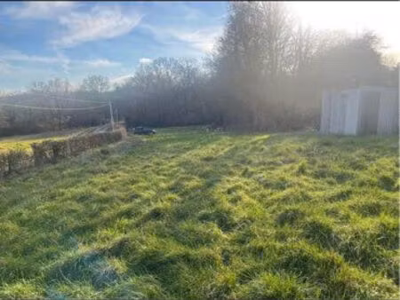 terrain 2300 m²