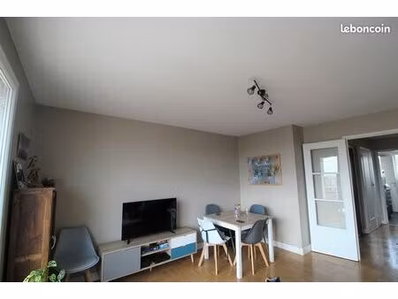 appartement 3 pièces 64 m²