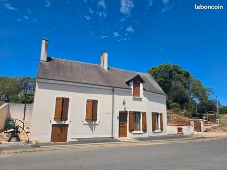 maison de campagne 84m2  3 chbs  garage  dépendance et vaste terrain