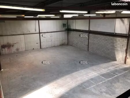 local bureaux 664 m²