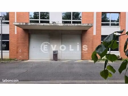 bureaux 293 m²