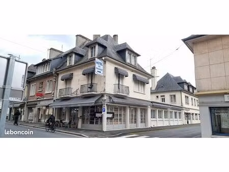 pont-l'évêque centre – emplacement n°1 – ensemble immobilier de 360 m² -vente murs restaur