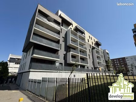 bureaux 127 m²